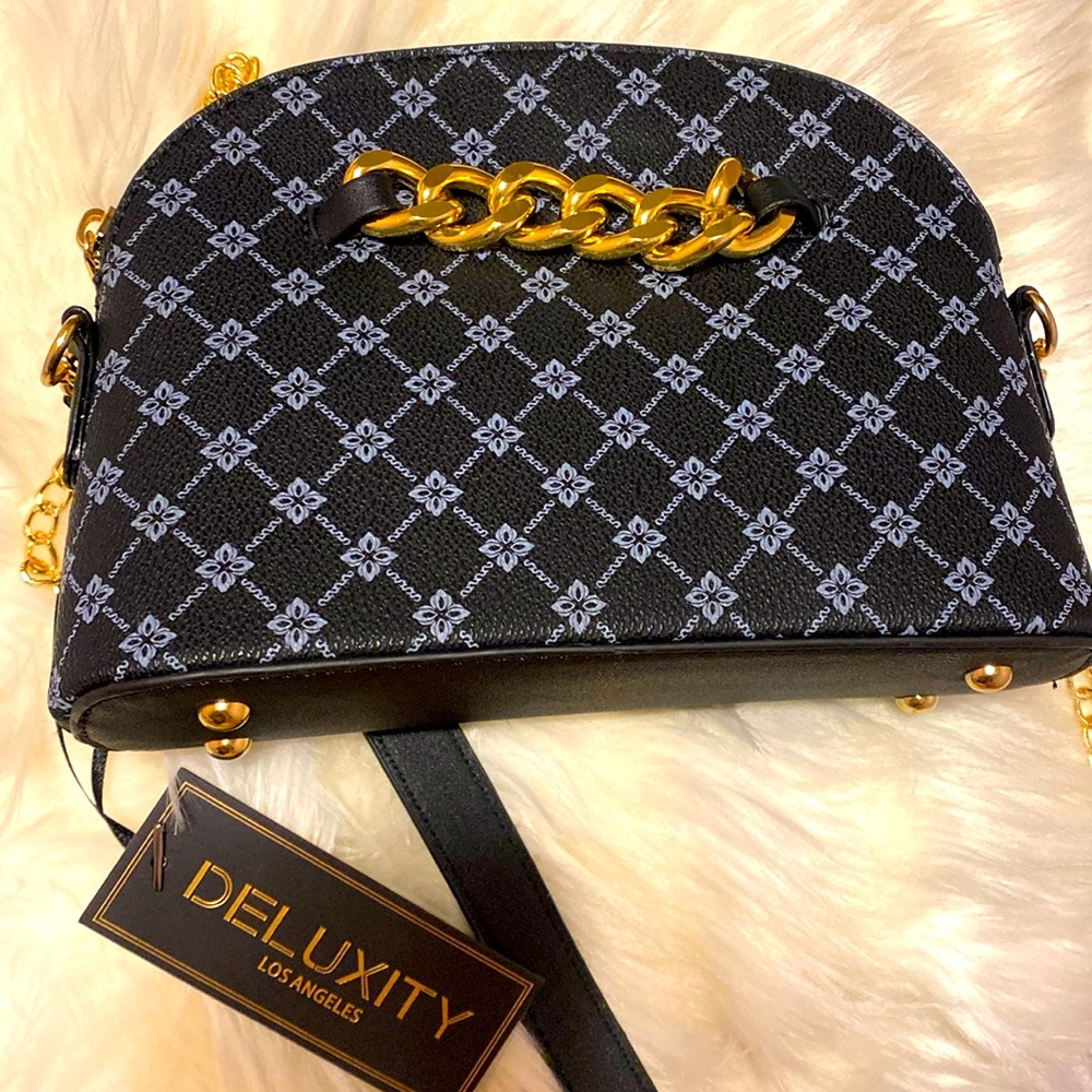 🖤 Bulky Chain Purse by DELUXITY 🖤